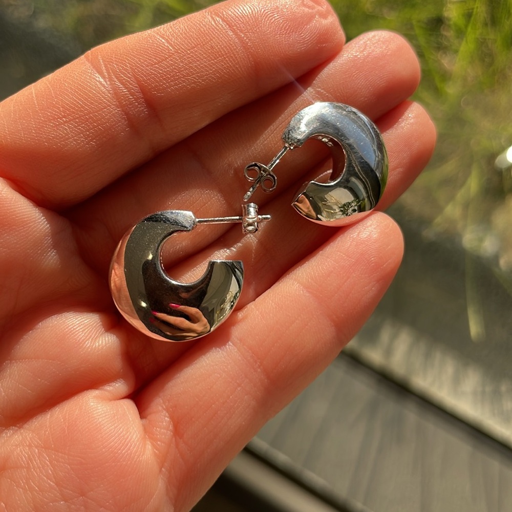 Elegant Silver Hoop Earrings